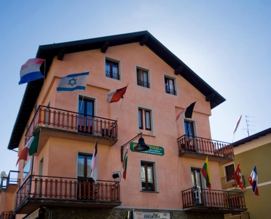 B&B Edelweiss Castione della Presolana Buitenkant foto
