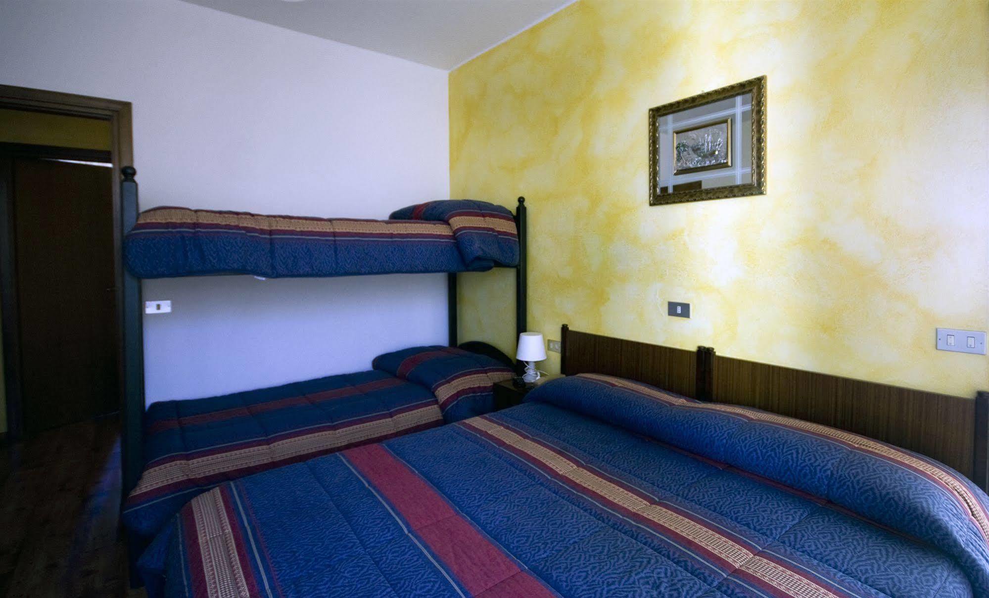 B&B Edelweiss Castione della Presolana Buitenkant foto