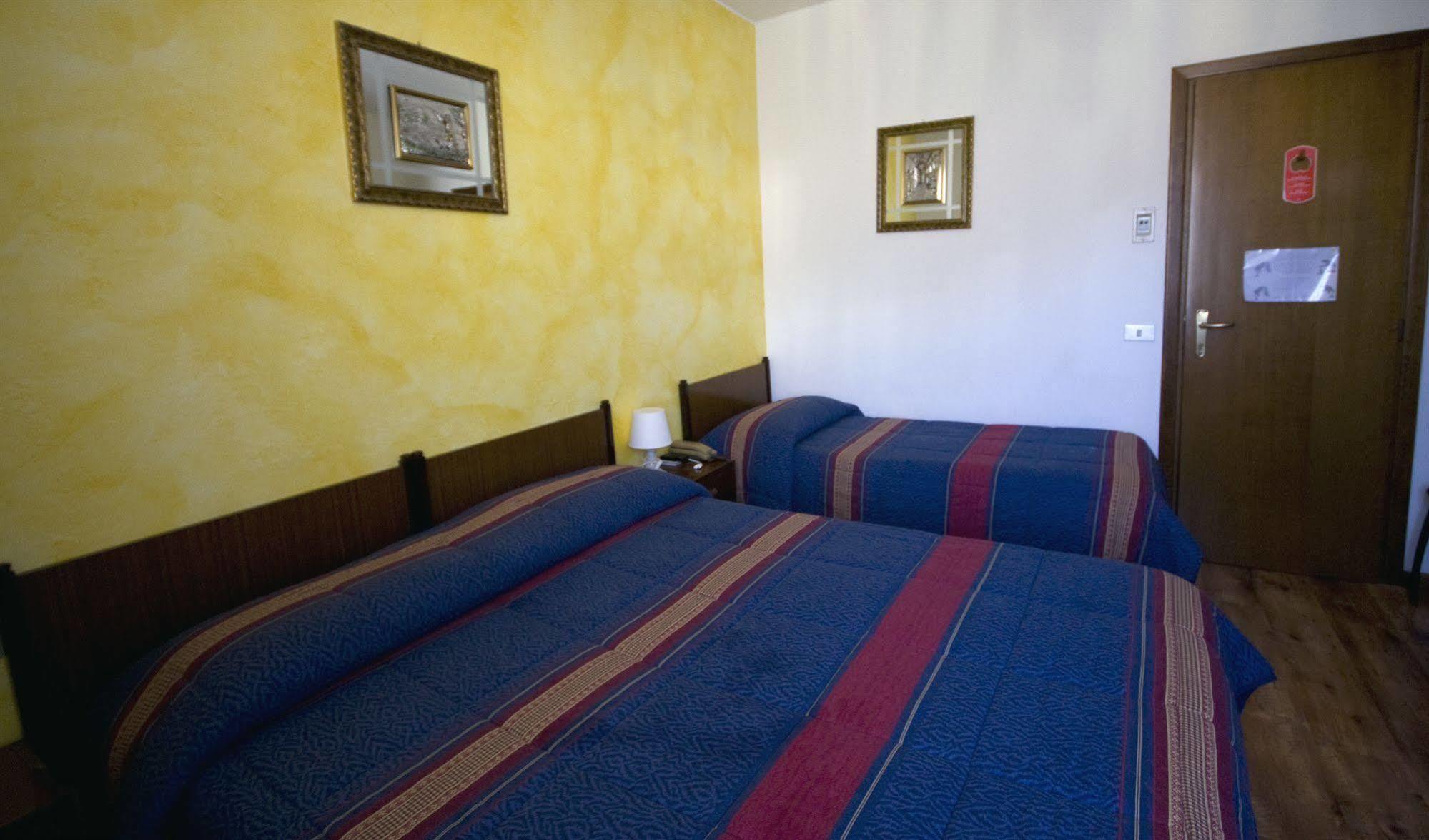 B&B Edelweiss Castione della Presolana Buitenkant foto
