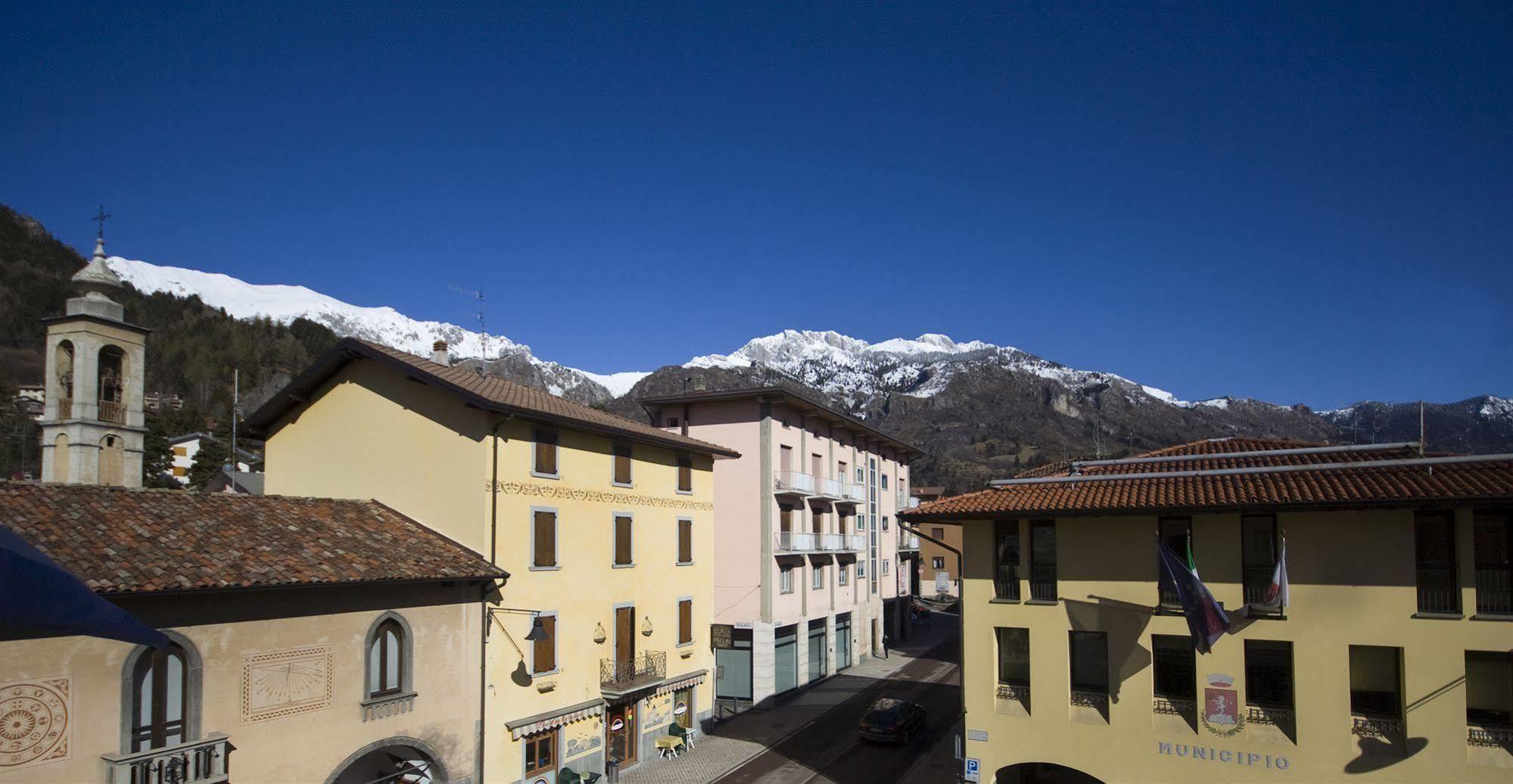 B&B Edelweiss Castione della Presolana Buitenkant foto