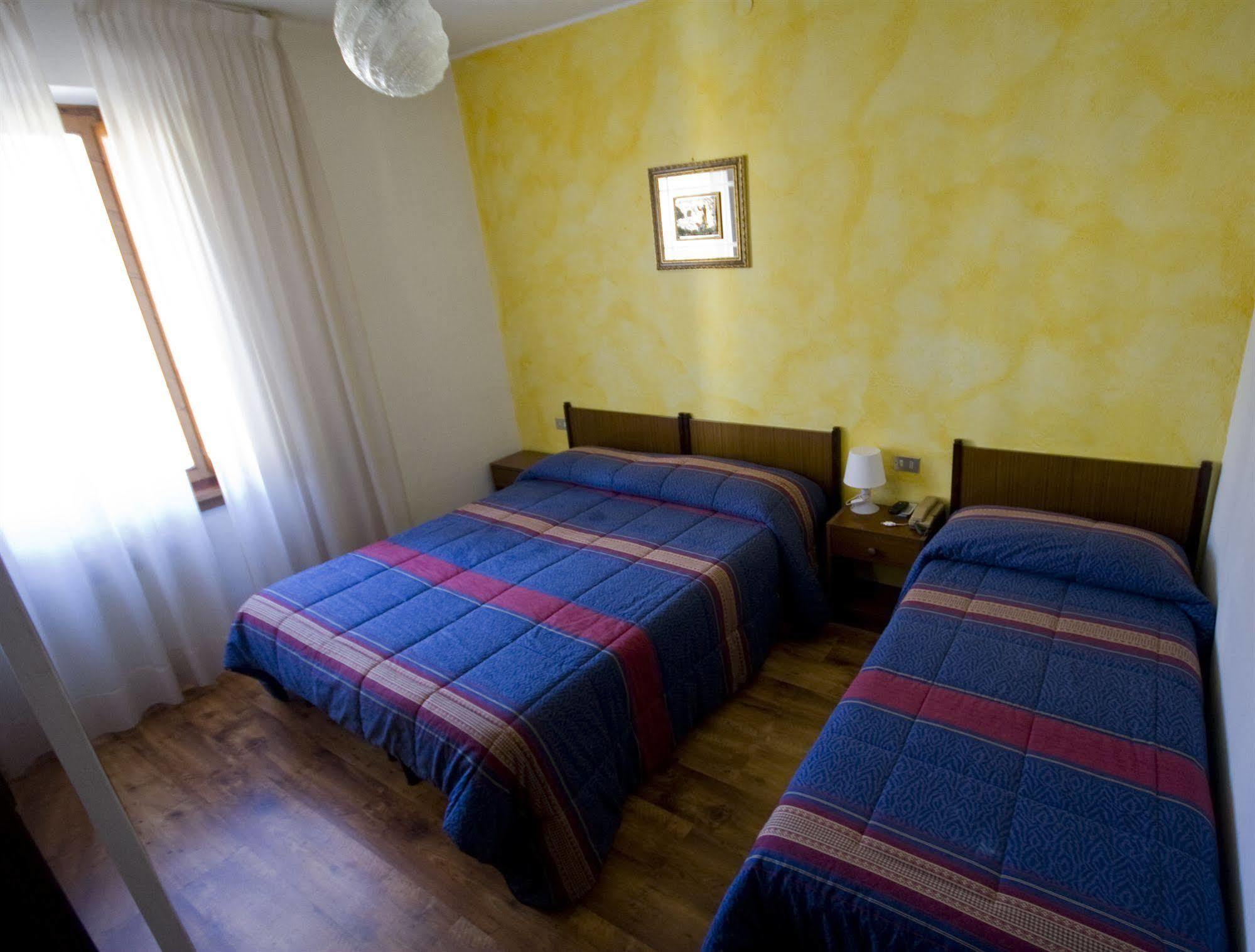 B&B Edelweiss Castione della Presolana Buitenkant foto
