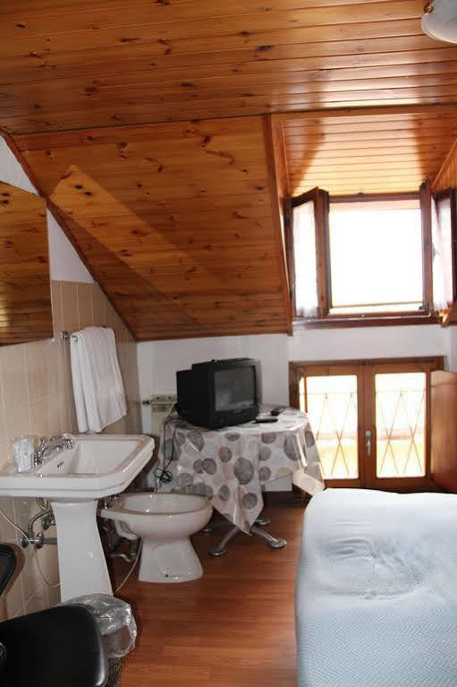 B&B Edelweiss Castione della Presolana Buitenkant foto